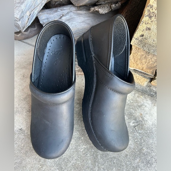 Dansko professional slip on black clog shoes for long shift hours Sz-38(7.5-8) L - Picture 1 of 12